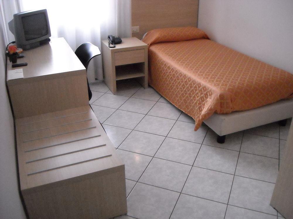 Albergo La Posta Arezzo Badia Al Pino Luaran gambar